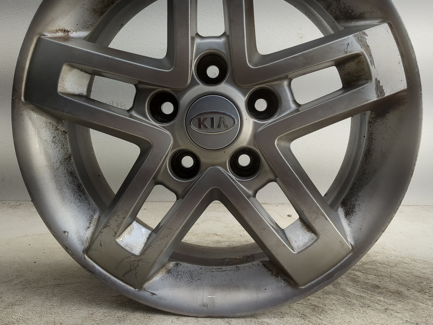 2010-2011 Kia Soul Oem Wheel Rim - Oemusedautoparts1.com