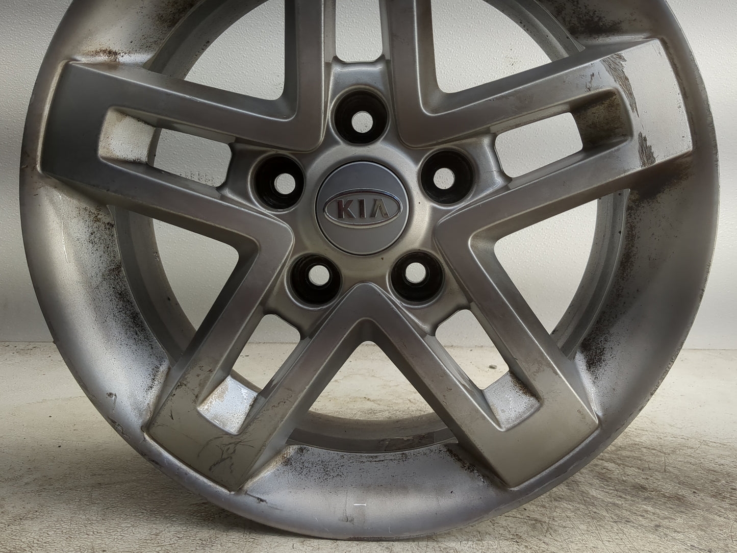 2010-2011 Kia Soul Oem Wheel Rim - Oemusedautoparts1.com