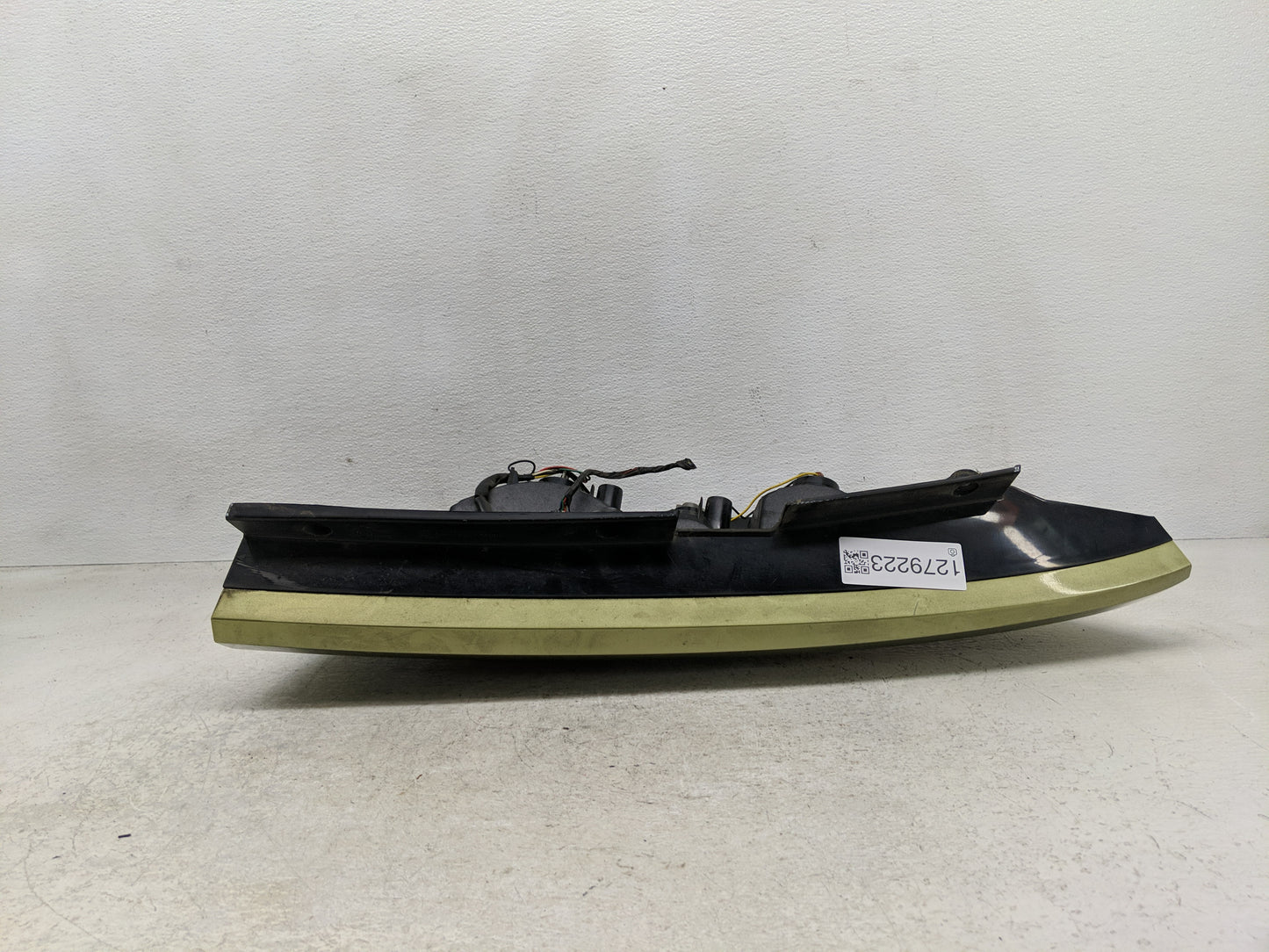 2010-2011 Kia Soul Tail Light Assembly Passenger Right OEM Fits Fits 2010 2011 OEM Used Auto Parts - Oemusedautoparts1.com