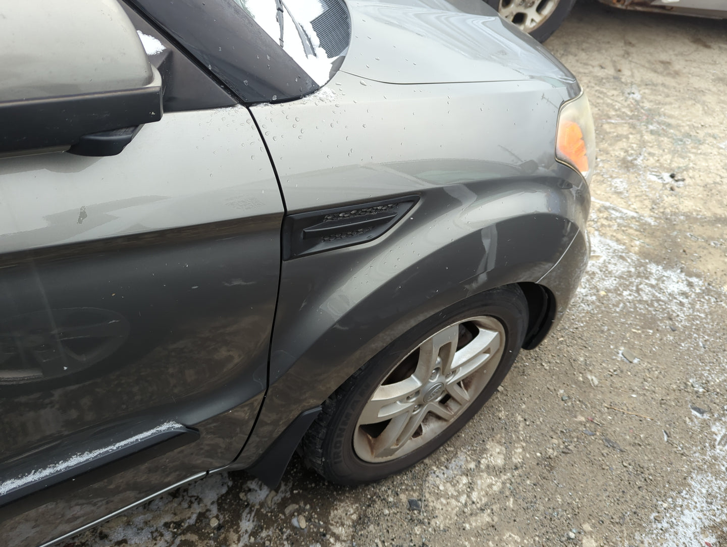 2010-2013 Kia Soul Passenger Fender - Oemusedautoparts1.com