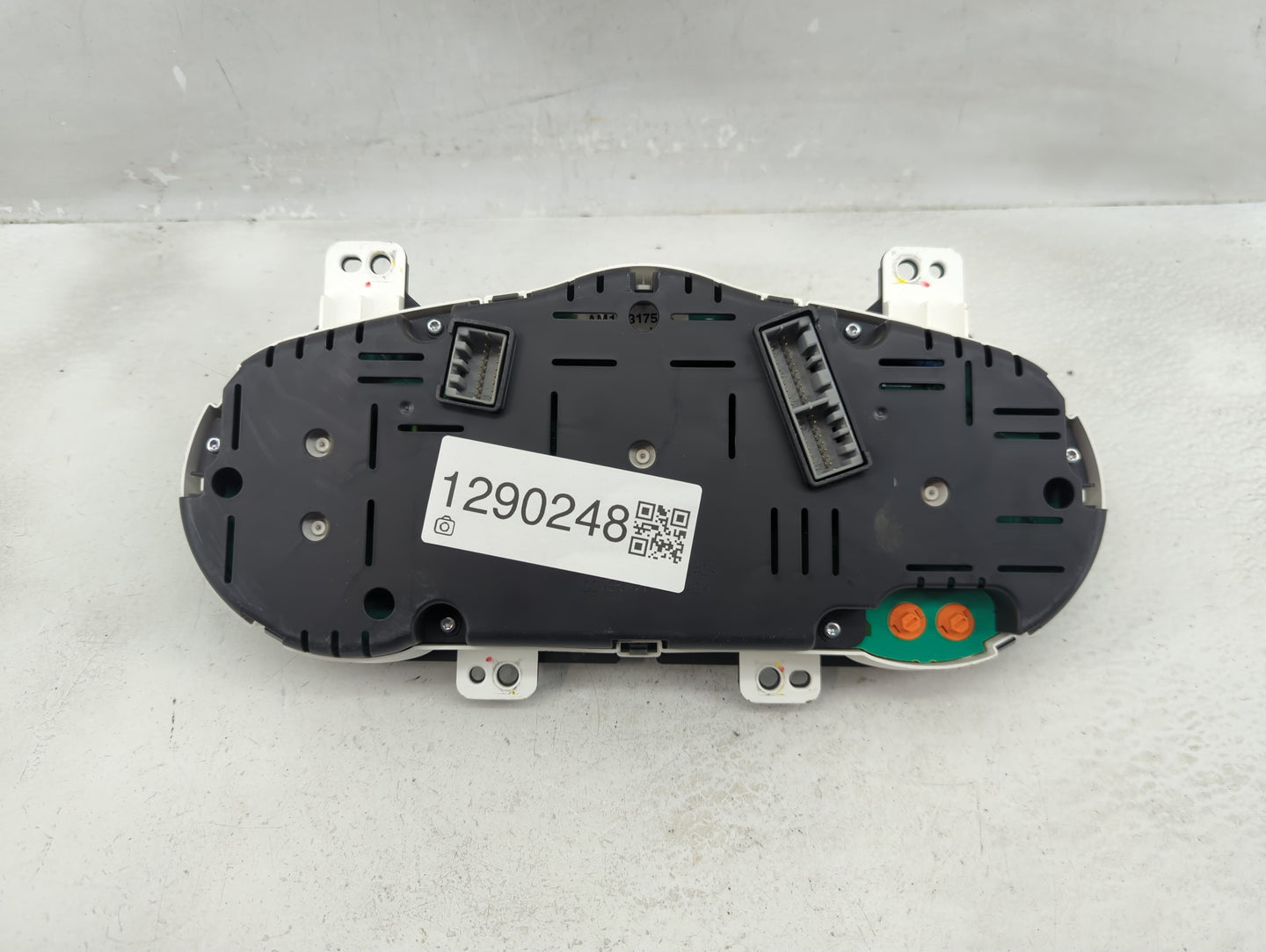2011 Kia Soul Instrument Cluster Speedometer Gauges P/N:94011-2K260 Fits OEM Used Auto Parts - Oemusedautoparts1.com