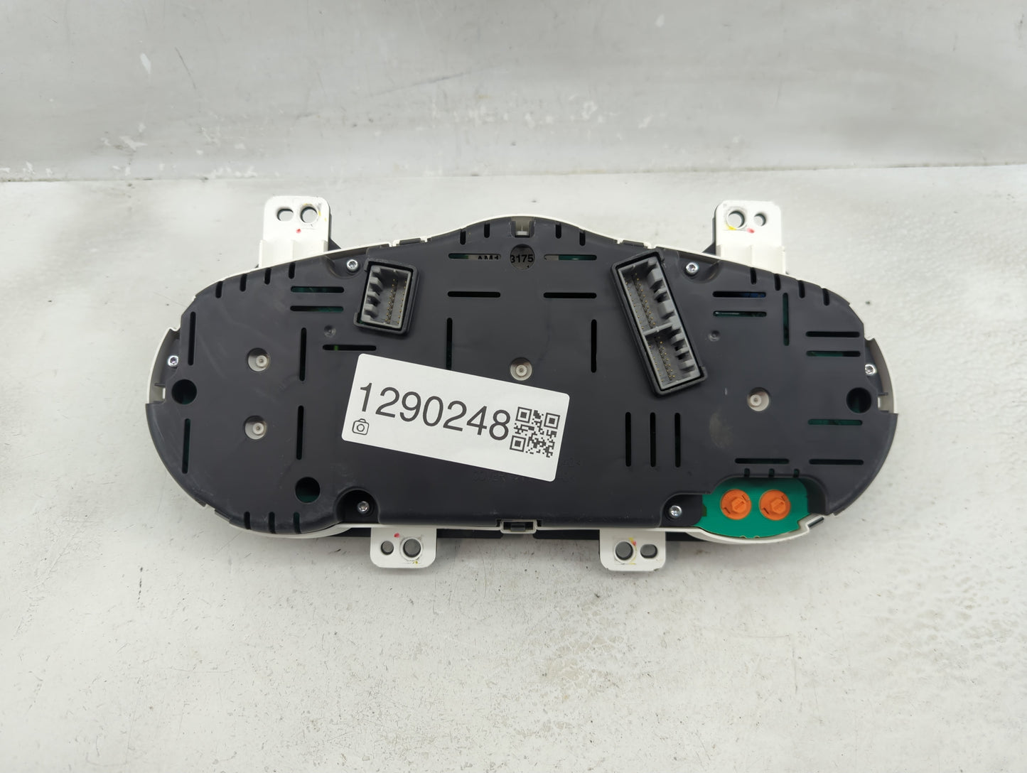 2011 Kia Soul Instrument Cluster Speedometer Gauges P/N:94011-2K260 Fits OEM Used Auto Parts - Oemusedautoparts1.com