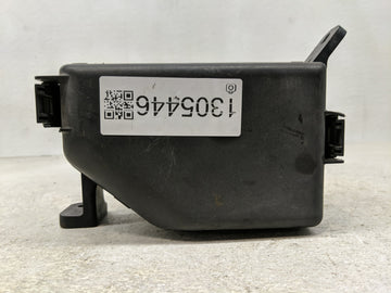 2010-2011 Kia Soul Fusebox Fuse Box Panel Relay Module P/N:91237 2K 925 Fits Fits 2010 2011 OEM Used Auto Parts - Oemusedaut