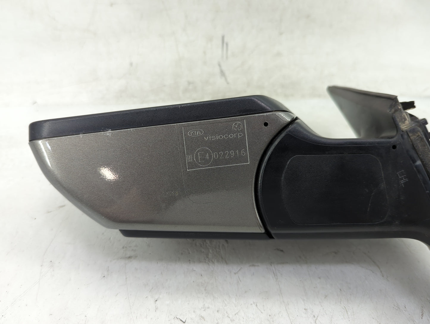 2010-2013 Kia Soul Driver Side View Mirror - Left Door Mirror OEM Used - Oemusedautoparts1.com