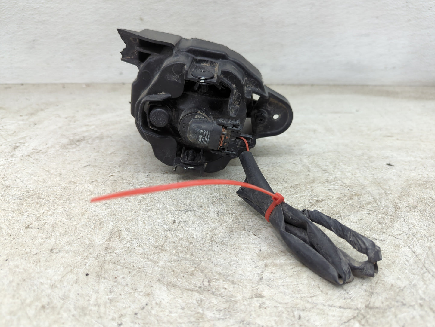 2010-2011 Kia Soul Passenger Right Oem Fog Light Lamp - Oemusedautoparts1.com