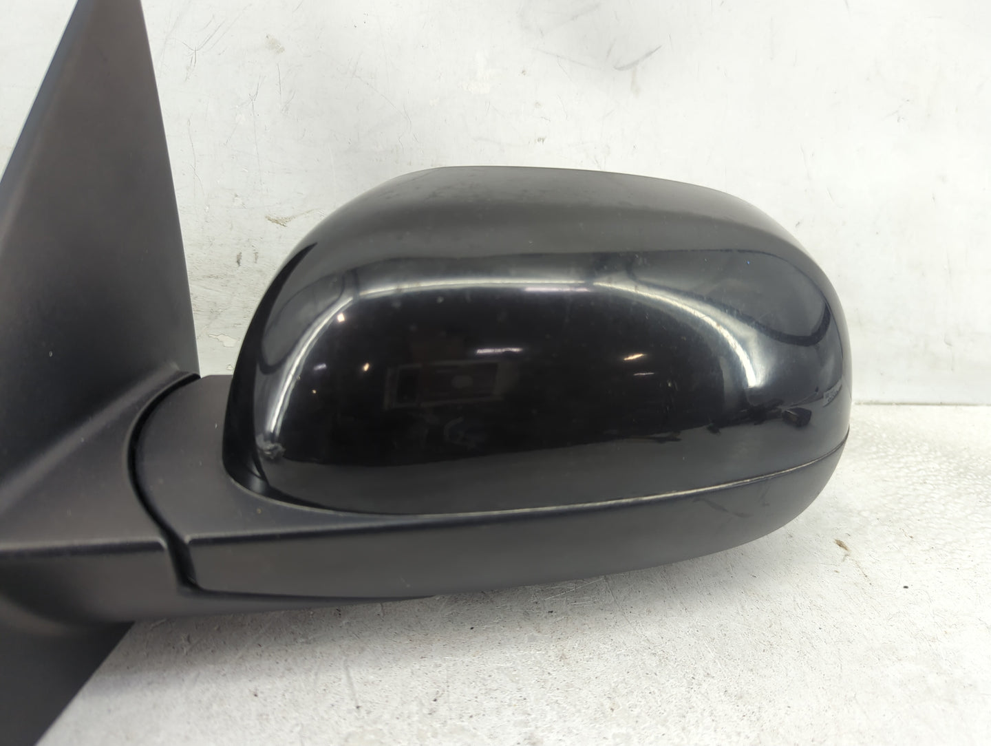 2014-2019 Kia Soul Driver Side View Mirror - Left Door Mirror OEM Used - Oemusedautoparts1.com