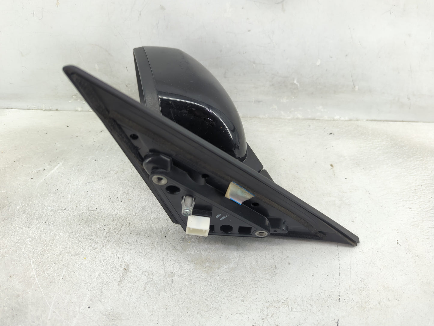 2014-2019 Kia Soul Driver Side View Mirror - Left Door Mirror OEM Used - Oemusedautoparts1.com