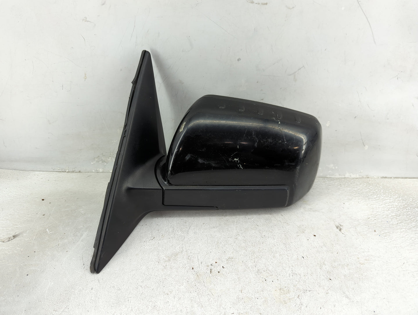 2010-2013 Kia Soul Driver Side View Mirror - Left Door Mirror OEM Used - Oemusedautoparts1.com