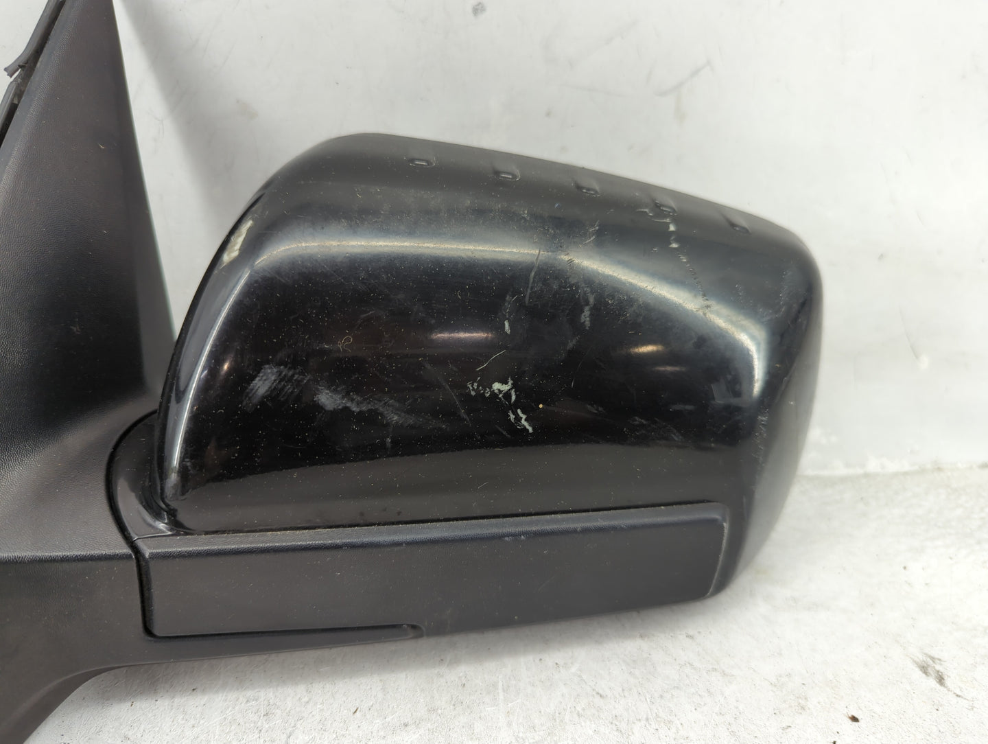 2010-2013 Kia Soul Driver Side View Mirror - Left Door Mirror OEM Used - Oemusedautoparts1.com