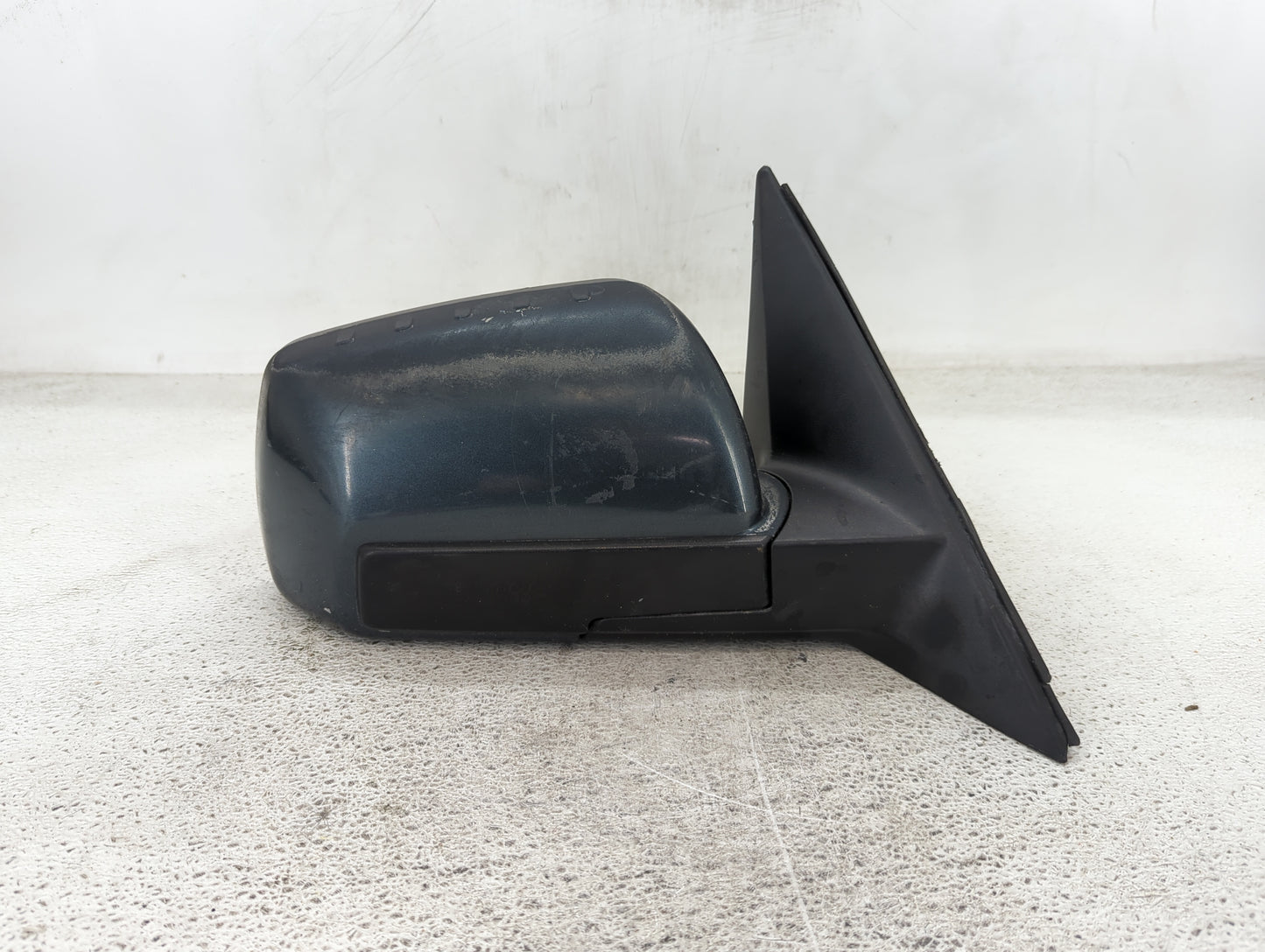 2010-2013 Kia Soul Driver Side View Mirror - Left Door Mirror OEM Used - Oemusedautoparts1.com