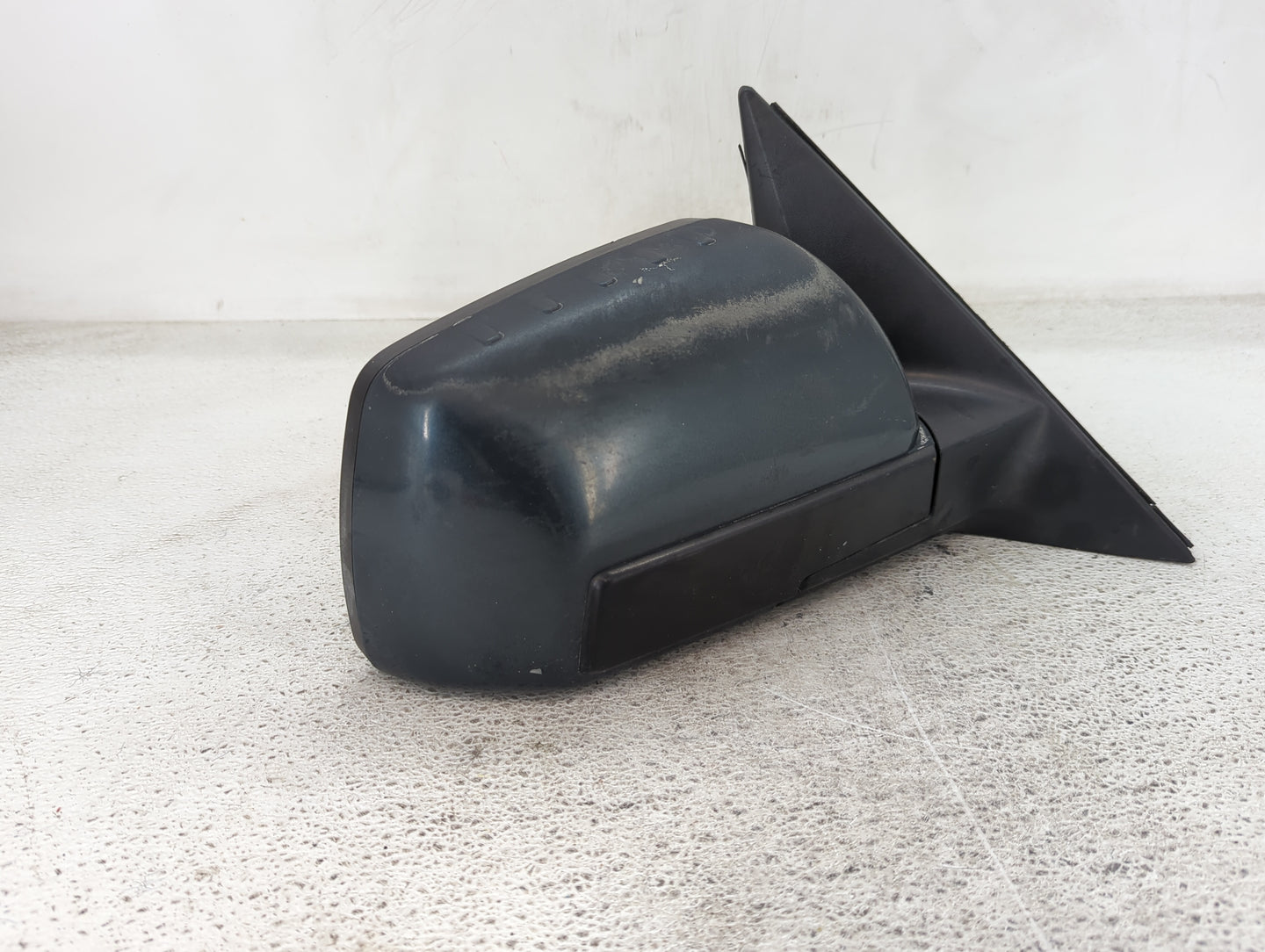2010-2013 Kia Soul Driver Side View Mirror - Left Door Mirror OEM Used - Oemusedautoparts1.com