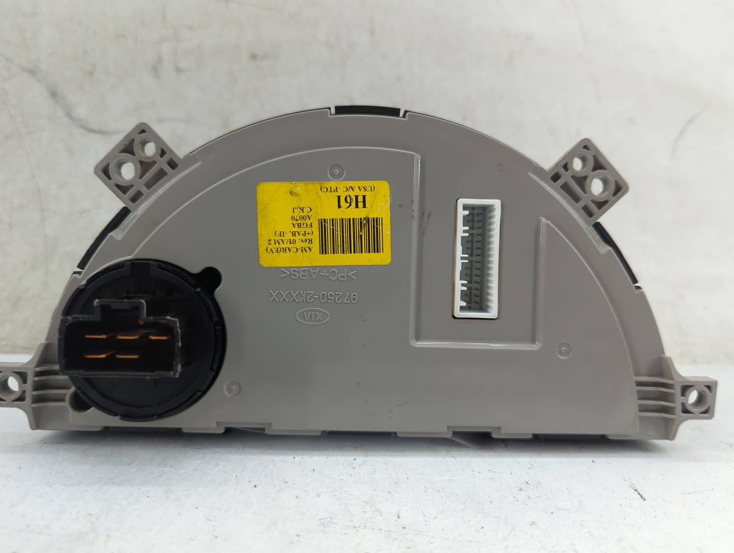2010-2011 Kia Soul Climate Control Module Temperature AC/Heater Replacement Fits Fits 2010 2011 OEM Used Auto Parts - Oemuse