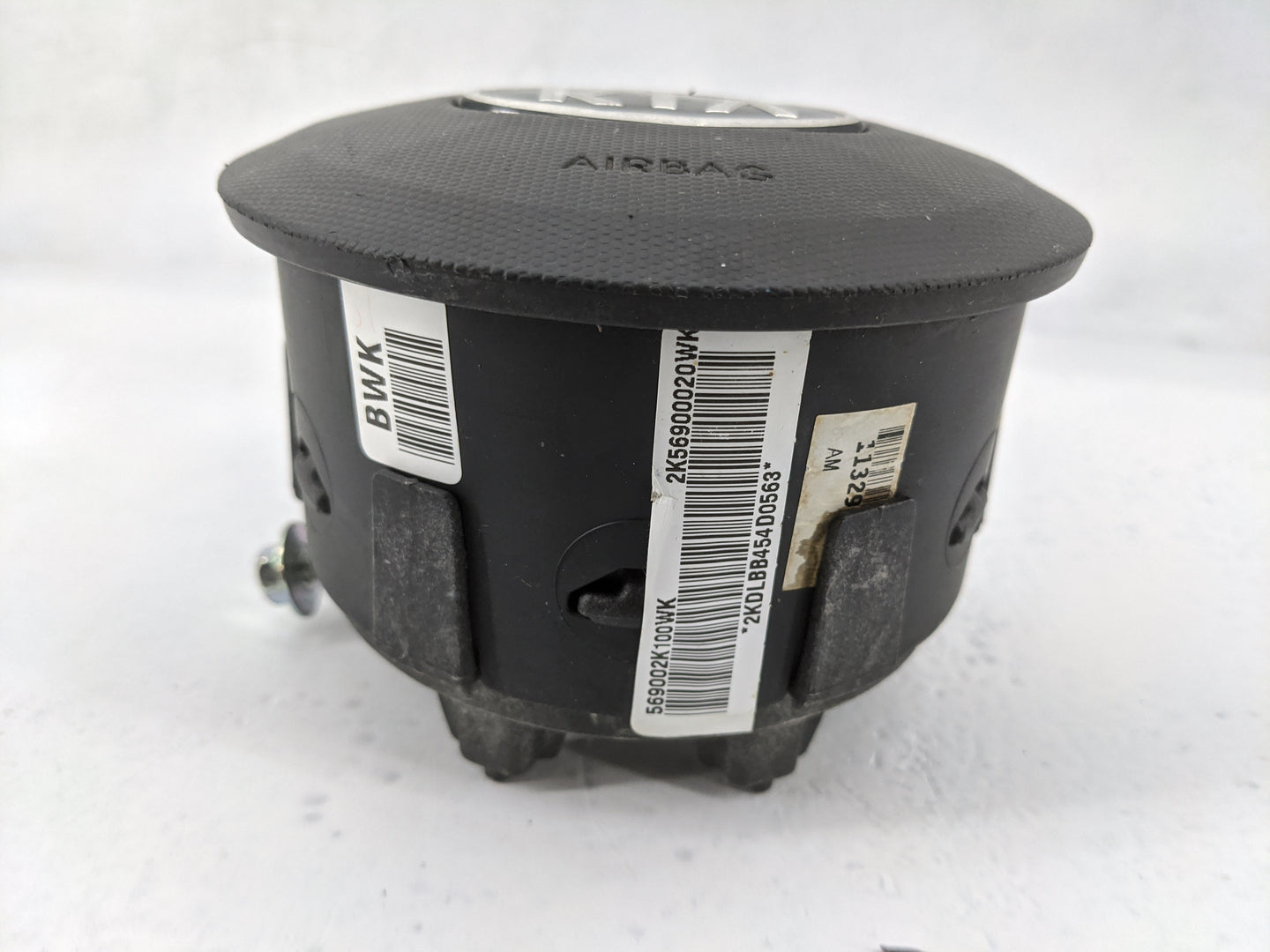 2010-2011 Kia Soul Air Bag Driver Left Steering Wheel Mounted 1477604 - Oemusedautoparts1.com