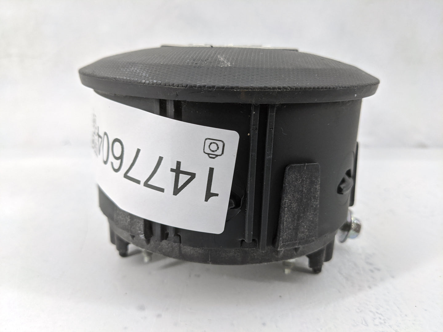 2010-2011 Kia Soul Air Bag Driver Left Steering Wheel Mounted 1477604 - Oemusedautoparts1.com