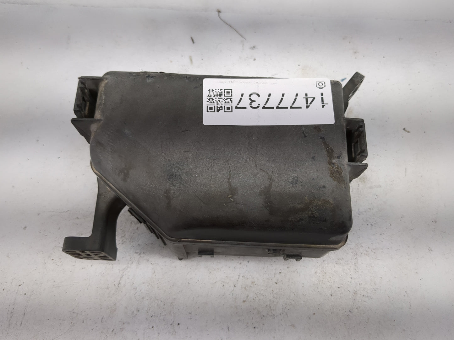 2010-2011 Kia Soul Fusebox Fuse Box Panel Relay Module P/N:91950-2K361 Fits Fits 2010 2011 OEM Used Auto Parts - Oemusedauto