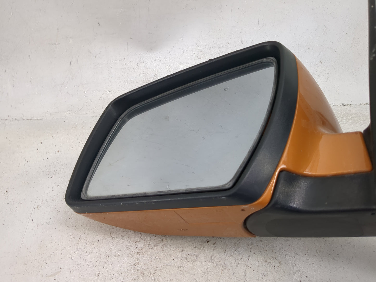 2010-2013 Kia Soul Driver Side View Mirror - Left Door Mirror OEM Used - Oemusedautoparts1.com