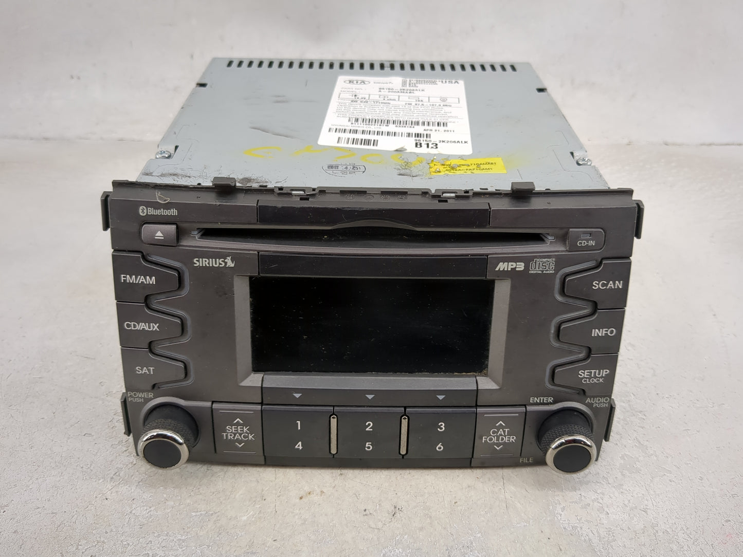 2010-2011 Kia Soul Radio AM FM Cd Player Receiver Replacement P/N:961502K206ALK 96150-2K206ALK, A-200AMABL Fits Fits 2010 20