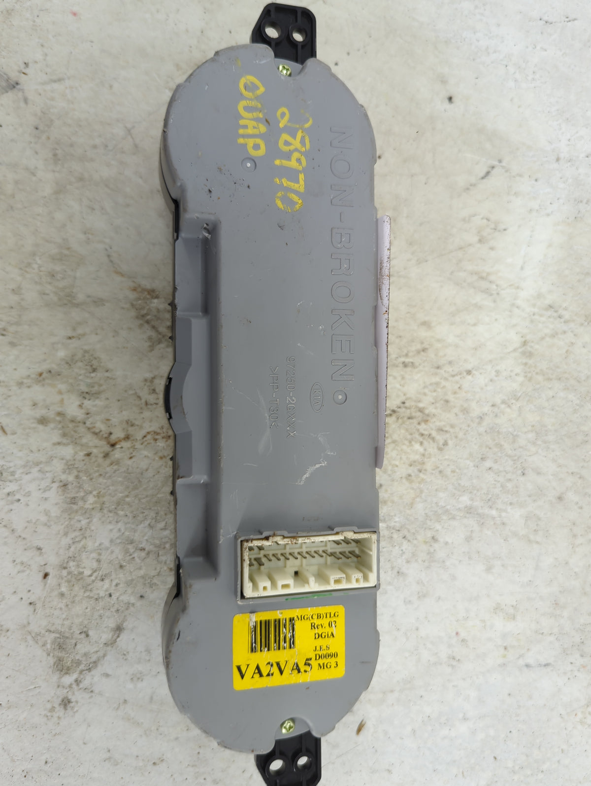 2010-2011 Kia Soul Climate Control Module Temperature AC/Heater Replacement P/N:97250-2KXXX SHP-T308 Fits Fits 2010 2011 OEM