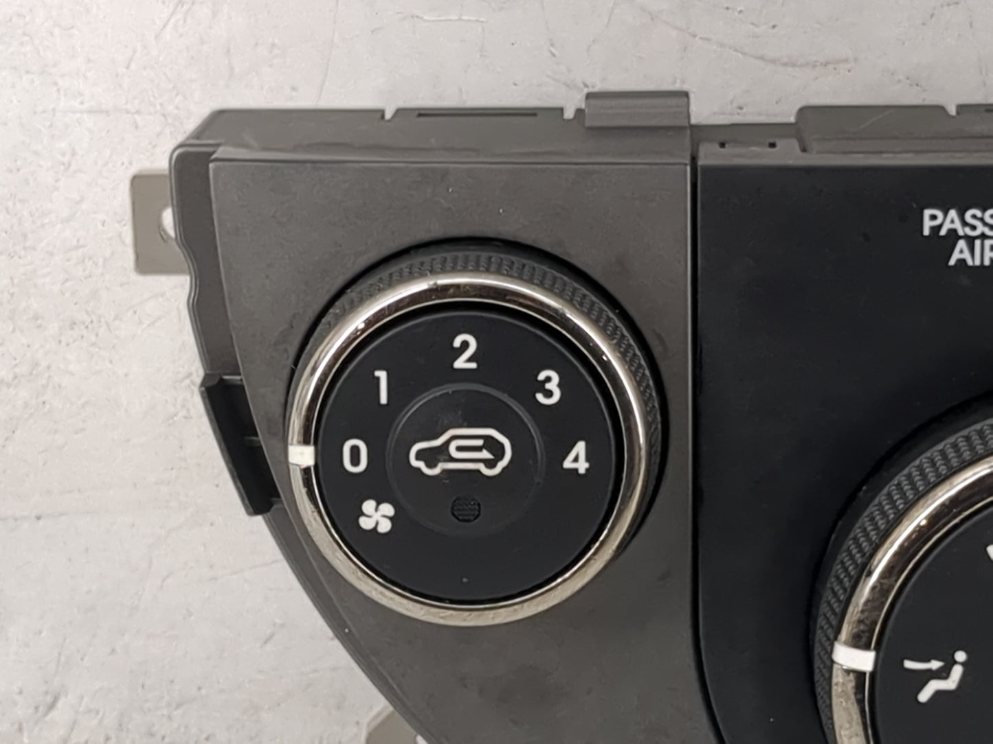 2010-2011 Kia Soul Climate Control Module Temperature AC/Heater Replacement P/N:CN7041HAC100 GDUAA0180 Fits Fits 2010 2011 O