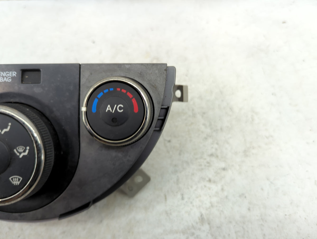 2010-2011 Kia Soul Climate Control Module Temperature AC/Heater Replacement P/N:97250-2K Fits Fits 2010 2011 OEM Used Auto P