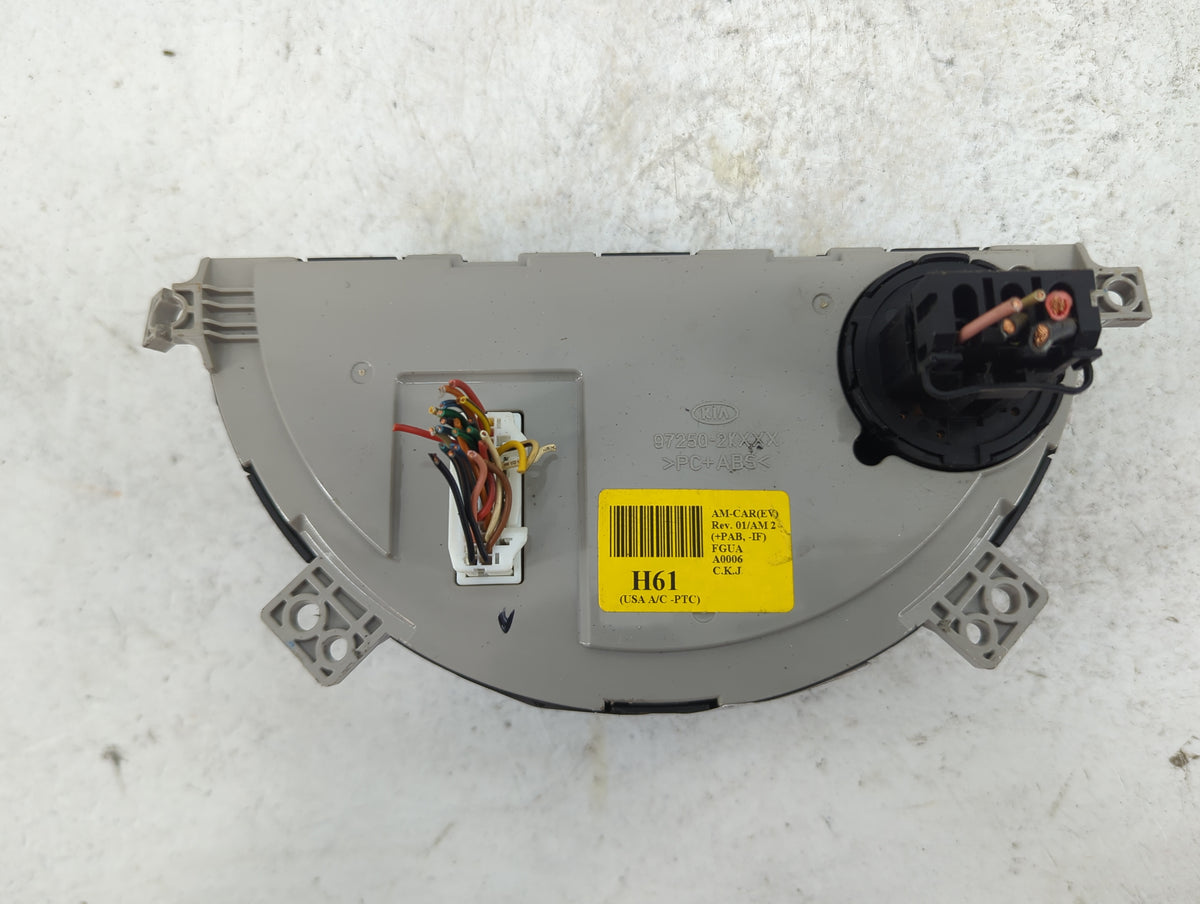 2010-2011 Kia Soul Climate Control Module Temperature AC/Heater Replacement P/N:97250-2K Fits Fits 2010 2011 OEM Used Auto P
