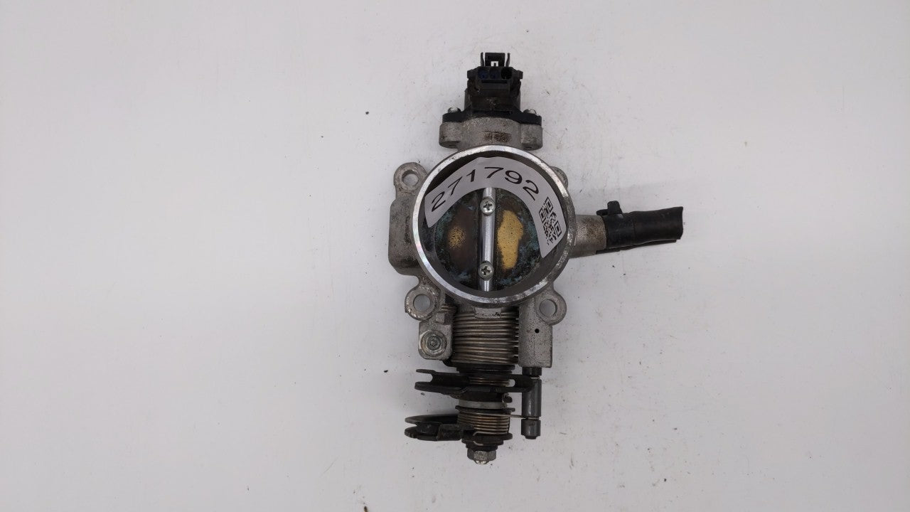 2010-2011 Kia Soul Throttle Body Fits Fits 2007 2008 2009 2010 2011 2012 OEM Used Auto Parts - Oemusedautoparts1.com