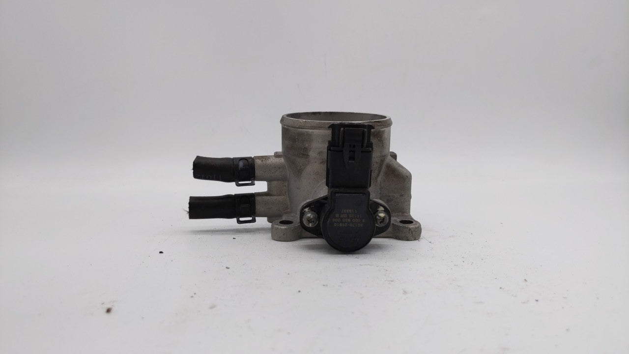 2010-2011 Kia Soul Throttle Body Fits Fits 2007 2008 2009 2010 2011 2012 OEM Used Auto Parts - Oemusedautoparts1.com