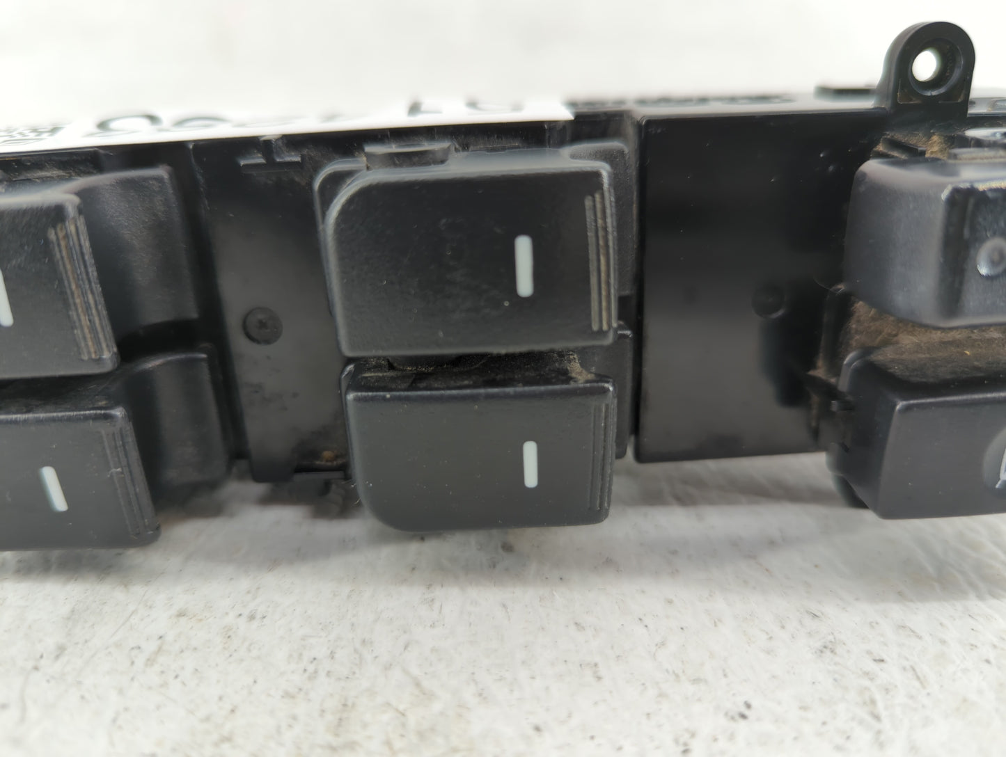 2010-2013 Kia Soul Master Power Window Switch Replacement Driver Side Left P/N:93570-2K010 93570-2K000 Fits OEM Used Auto Pa