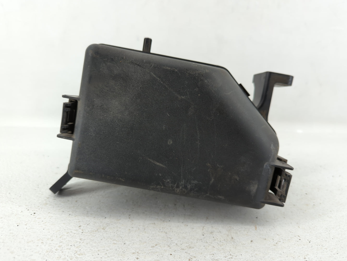 2010-2011 Kia Soul Fusebox Fuse Box Panel Relay Module P/N:91950-2K360 Fits Fits 2010 2011 OEM Used Auto Parts - Oemusedauto