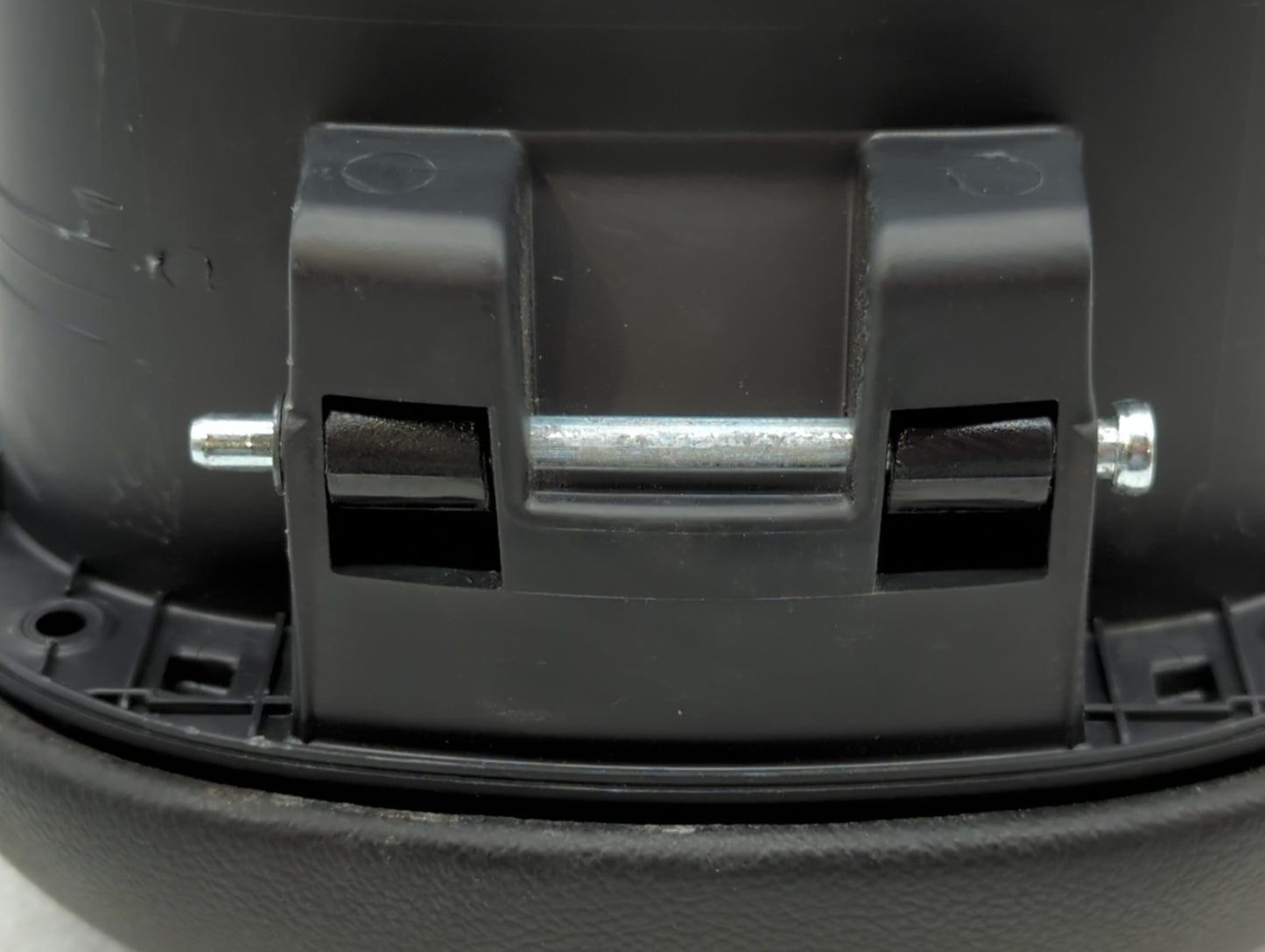 2011 Kia Soul Center Console Armrest Cover Lid - Oemusedautoparts1.com