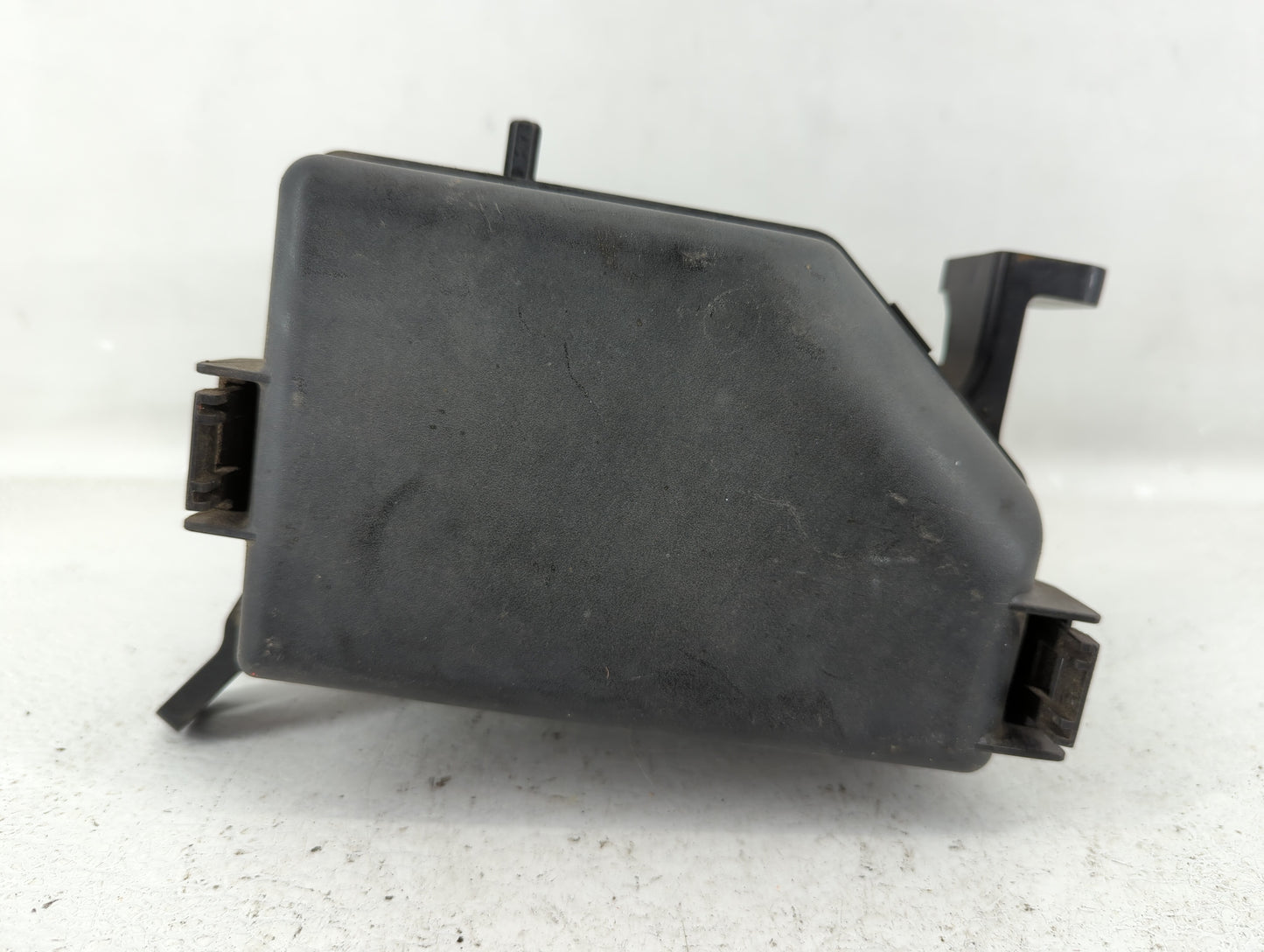 2010-2011 Kia Soul Fusebox Fuse Box Panel Relay Module P/N:91950-2K361 Fits Fits 2010 2011 OEM Used Auto Parts - Oemusedauto
