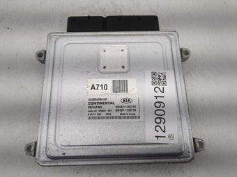 compare product 2011 Kia Sportage Radio AM FM Cd Player Receiver Replacement P/N:39107-2G710 39137-2G710 Fits OEM Used Auto Parts