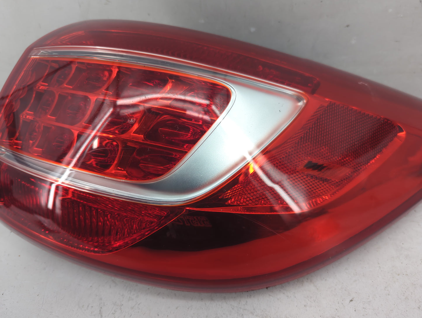 2011-2013 Kia Sportage Tail Light Assembly Passenger Right OEM Fits Fits 2011 2012 2013 OEM Used Auto Parts - Oemusedautopar