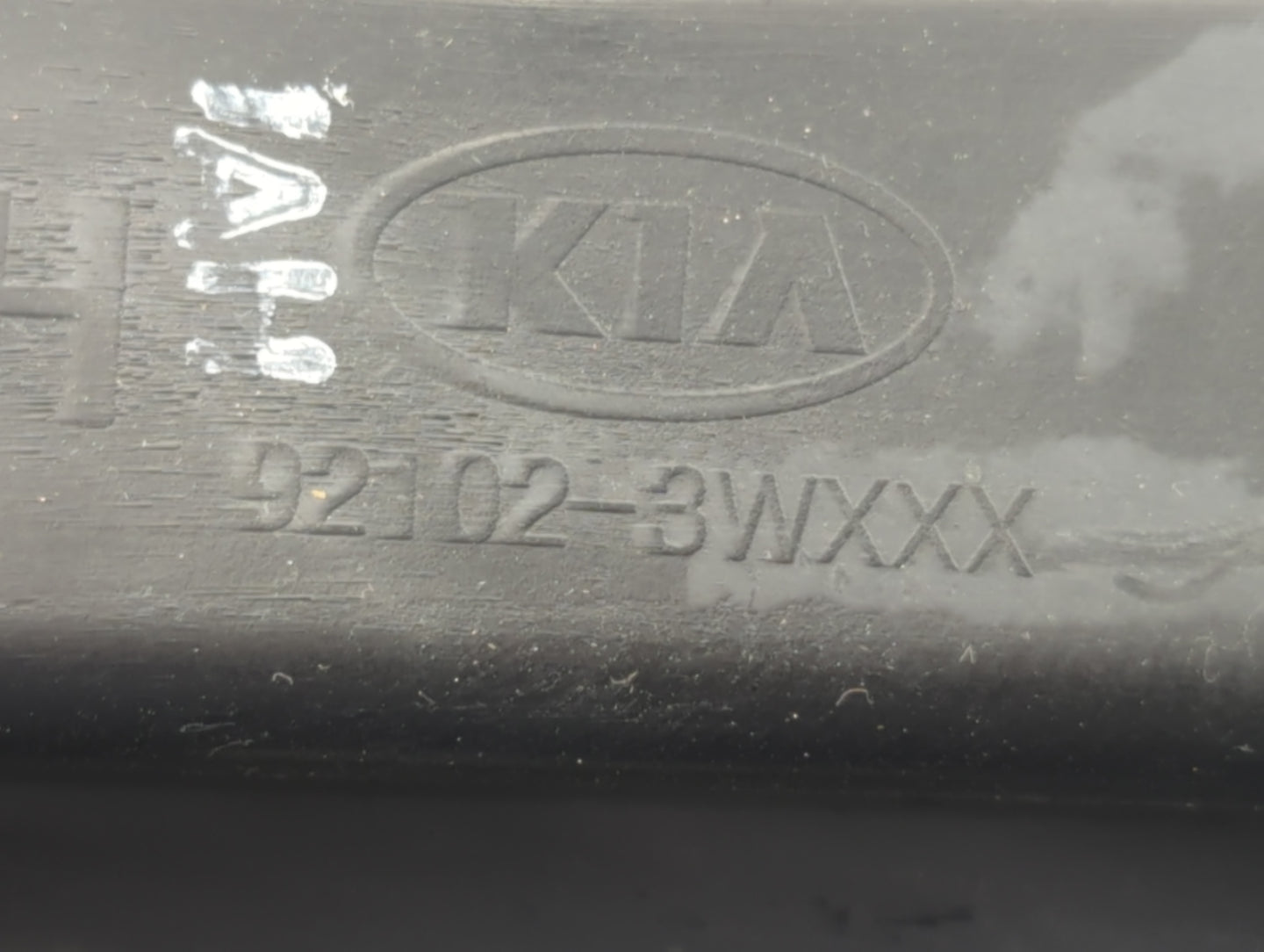 2011-2012 Kia Sportage Passenger Right Oem Head Light Headlight Lamp - Oemusedautoparts1.com
