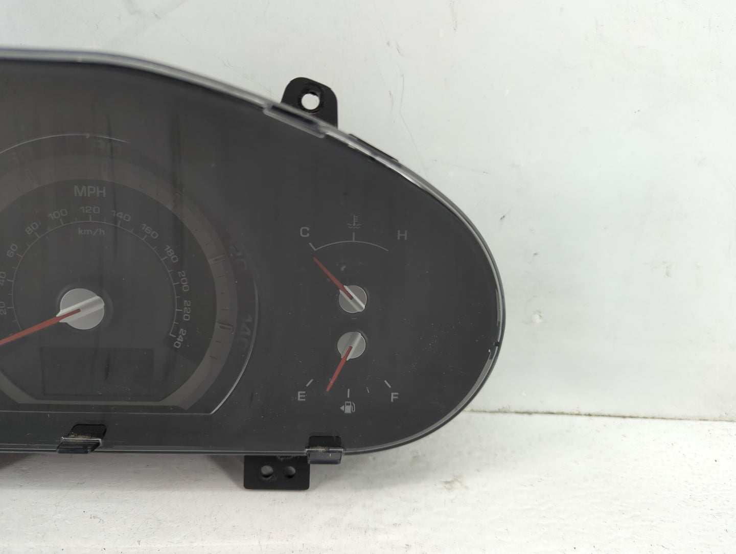 2011-2013 Kia Sportage Instrument Cluster Speedometer Gauges P/N:94001-3W015 Fits Fits 2011 2012 2013 OEM Used Auto Parts - 