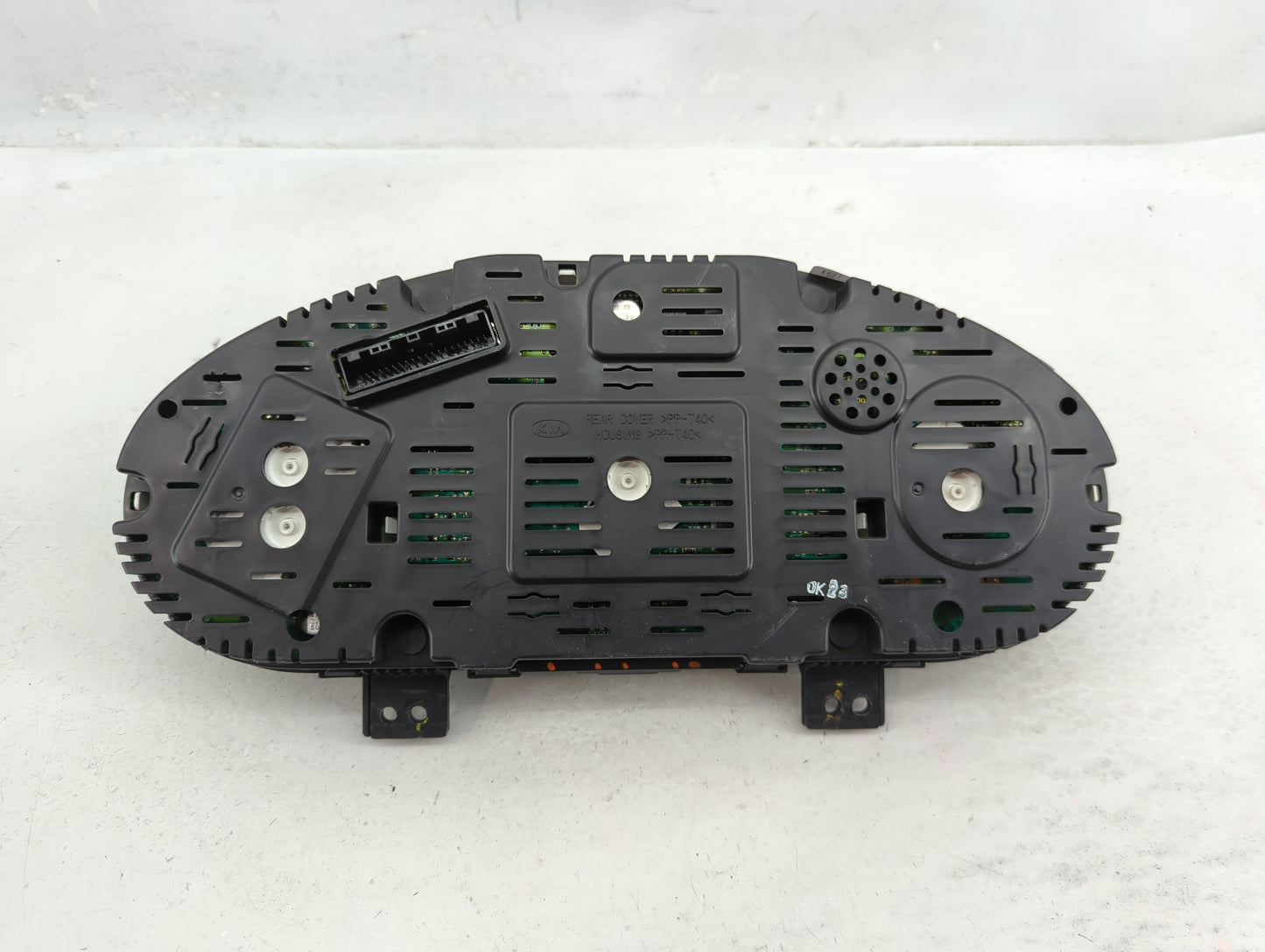 2011-2013 Kia Sportage Instrument Cluster Speedometer Gauges P/N:94001-3W015 Fits Fits 2011 2012 2013 OEM Used Auto Parts - 