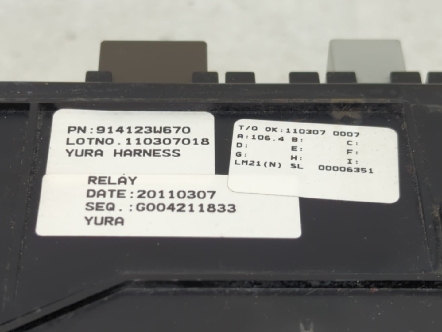 2011-2013 Kia Sportage Fusebox Fuse Box Panel Relay Module Fits Fits 2011 2012 2013 OEM Used Auto Parts - Oemusedautoparts1.