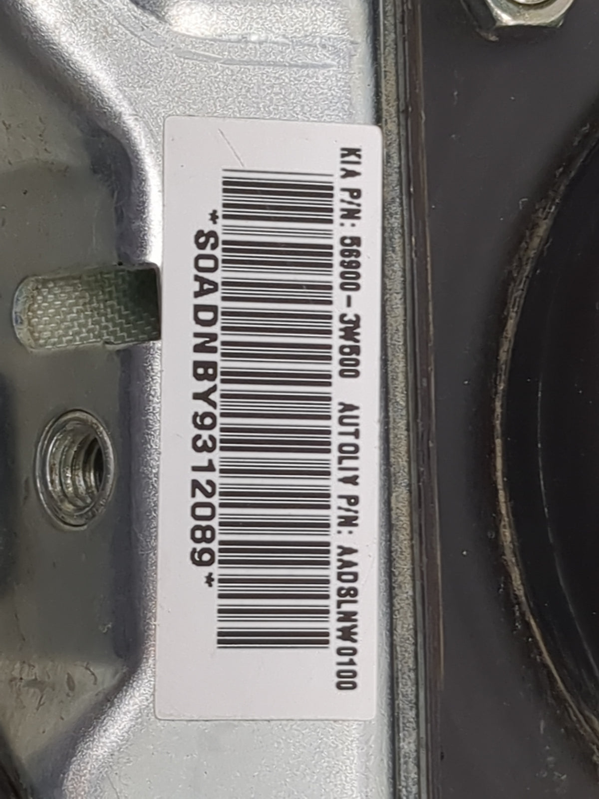 2011-2012 Kia Sportage Air Bag Driver Left Steering Wheel Mounted - Oemusedautoparts1.com