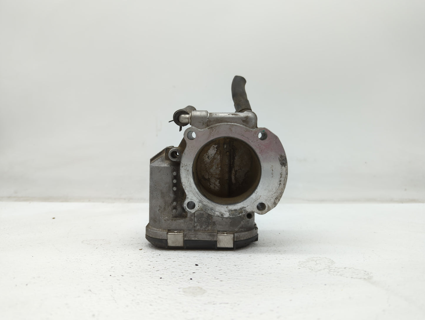 2011-2013 Kia Sportage Throttle Body P/N:35100-25400 35100-25200 Fits Fits 2006 2007 2008 2009 2010 2011 2012 2013 OEM Used 