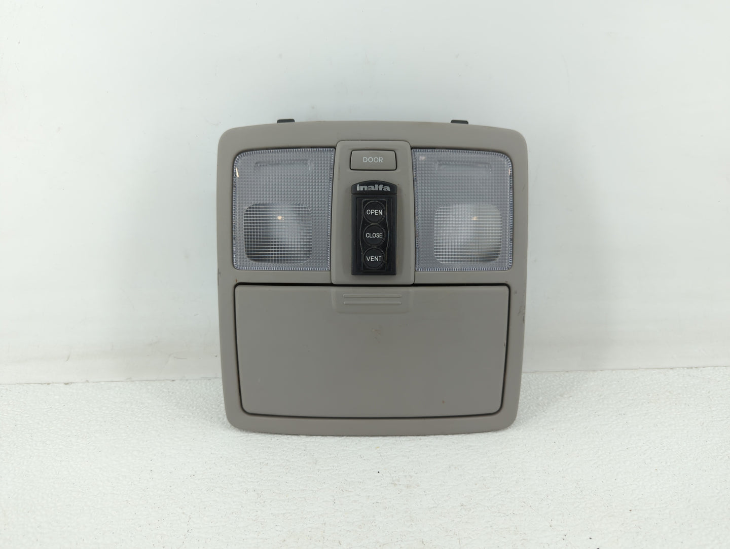 2011 Kia Sportage Overhead Roof Console Grey - Oemusedautoparts1.com