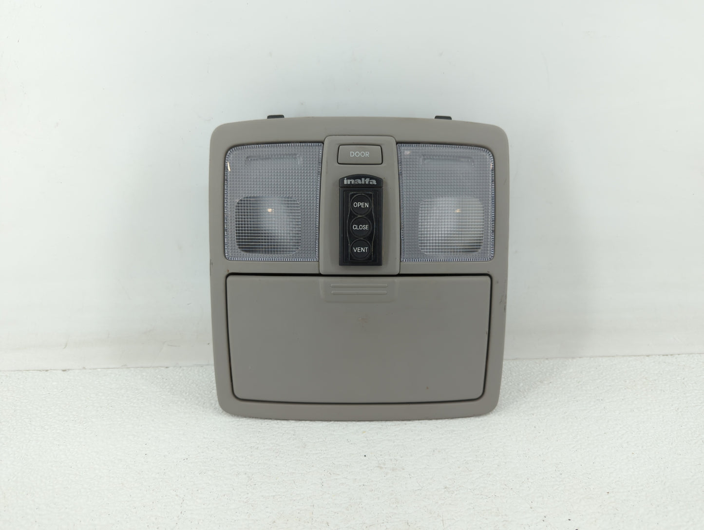 2011 Kia Sportage Overhead Roof Console Grey - Oemusedautoparts1.com