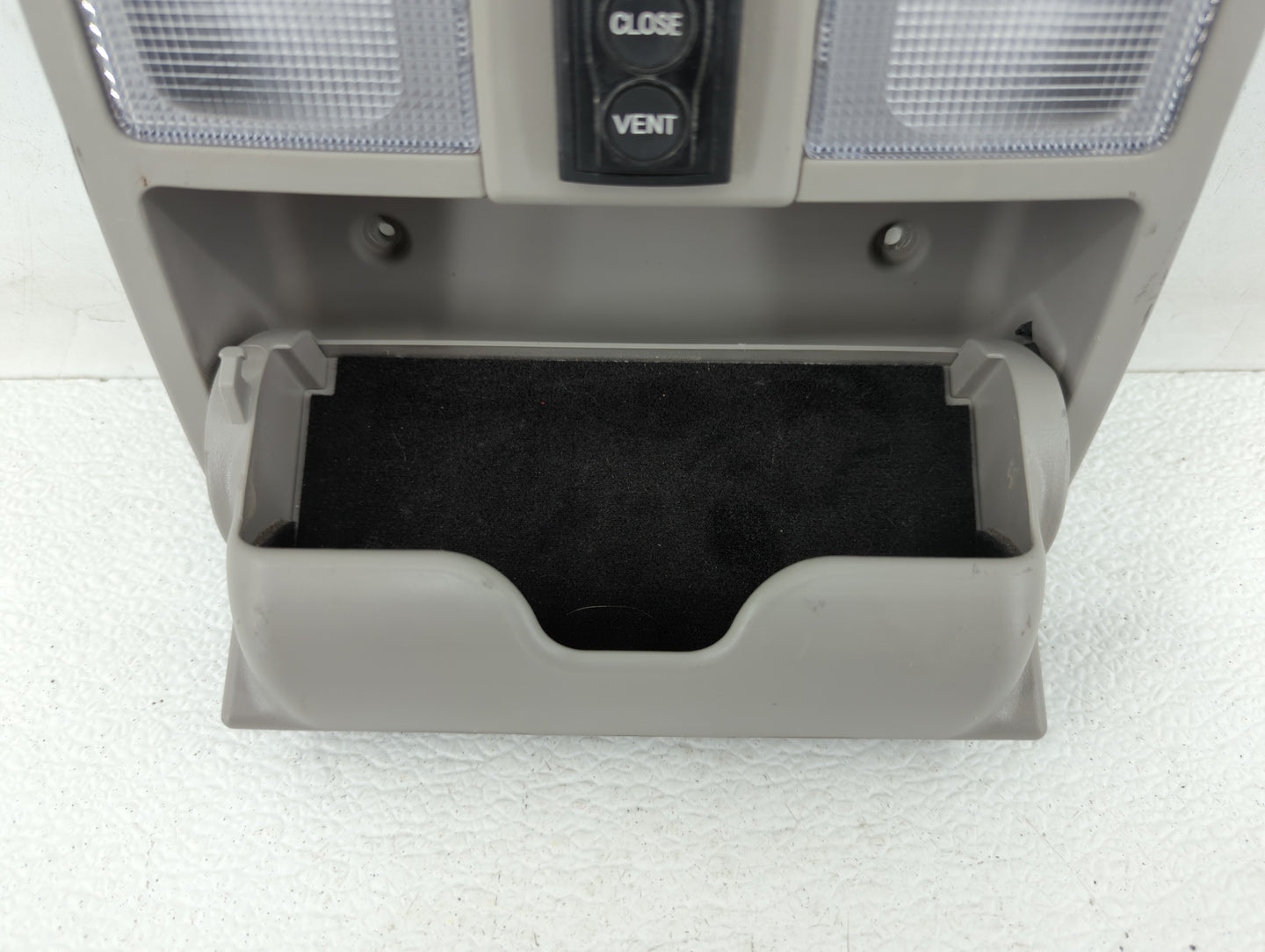 2011 Kia Sportage Overhead Roof Console Grey - Oemusedautoparts1.com