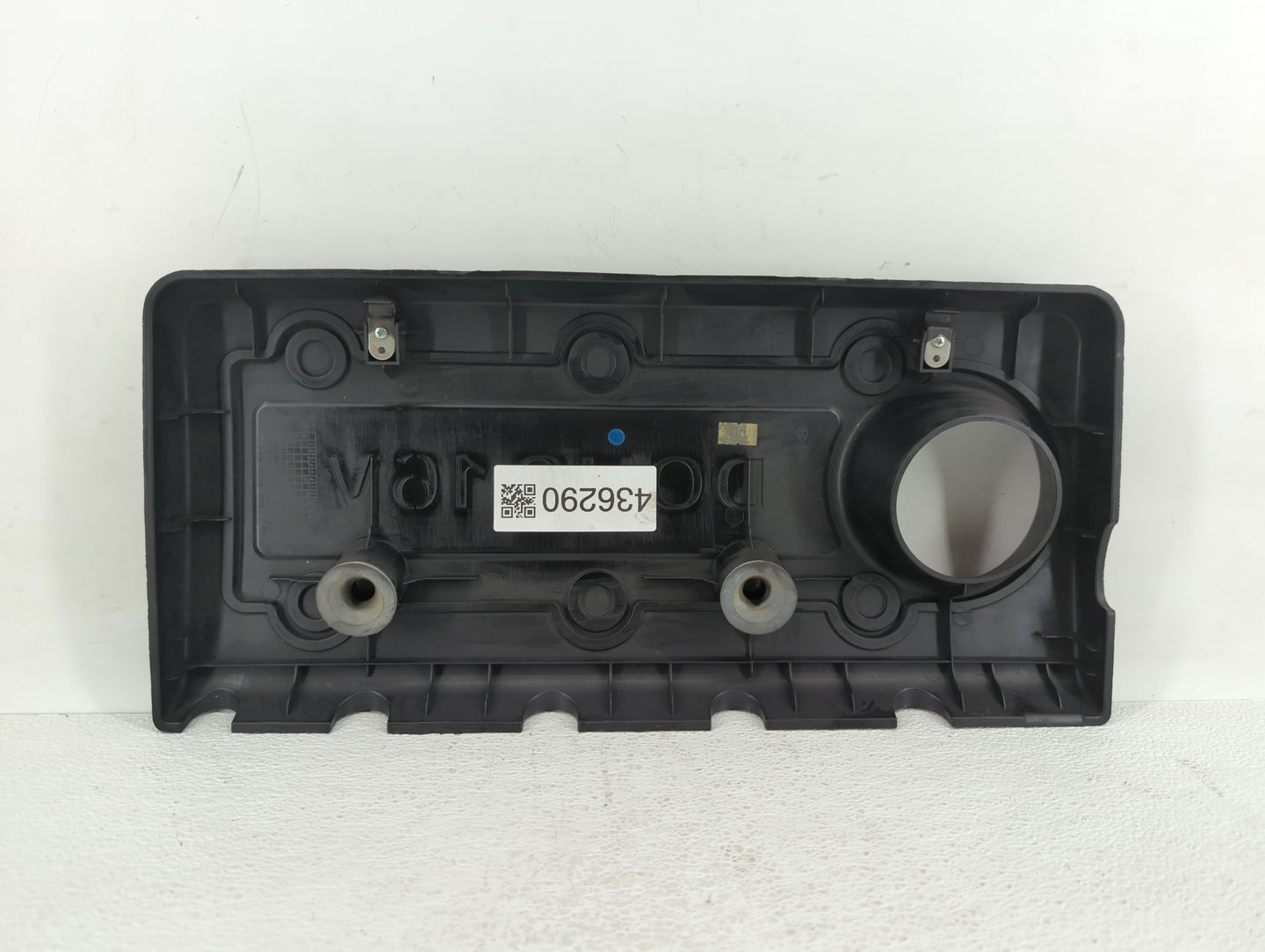 2011 Kia Sportage Engine Cover - Oemusedautoparts1.com