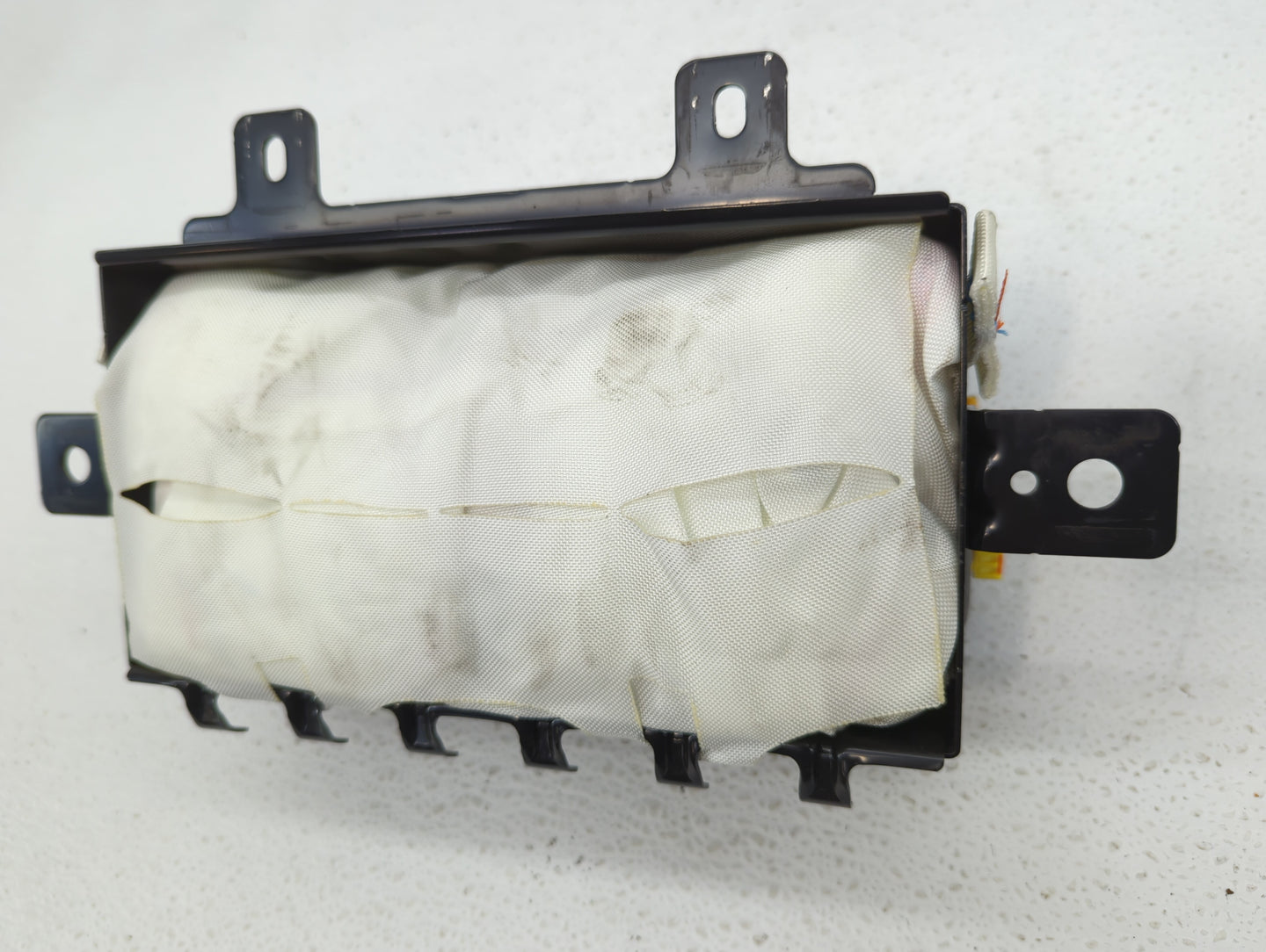 2011-2011 Kia Sportage Air Bag Passenger Right Dashboard Oem - Oemusedautoparts1.com