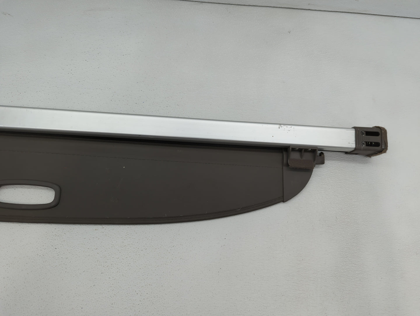 2011 Kia Sportage Rear Cargo Cover Storage Retractable Shade - Oemusedautoparts1.com