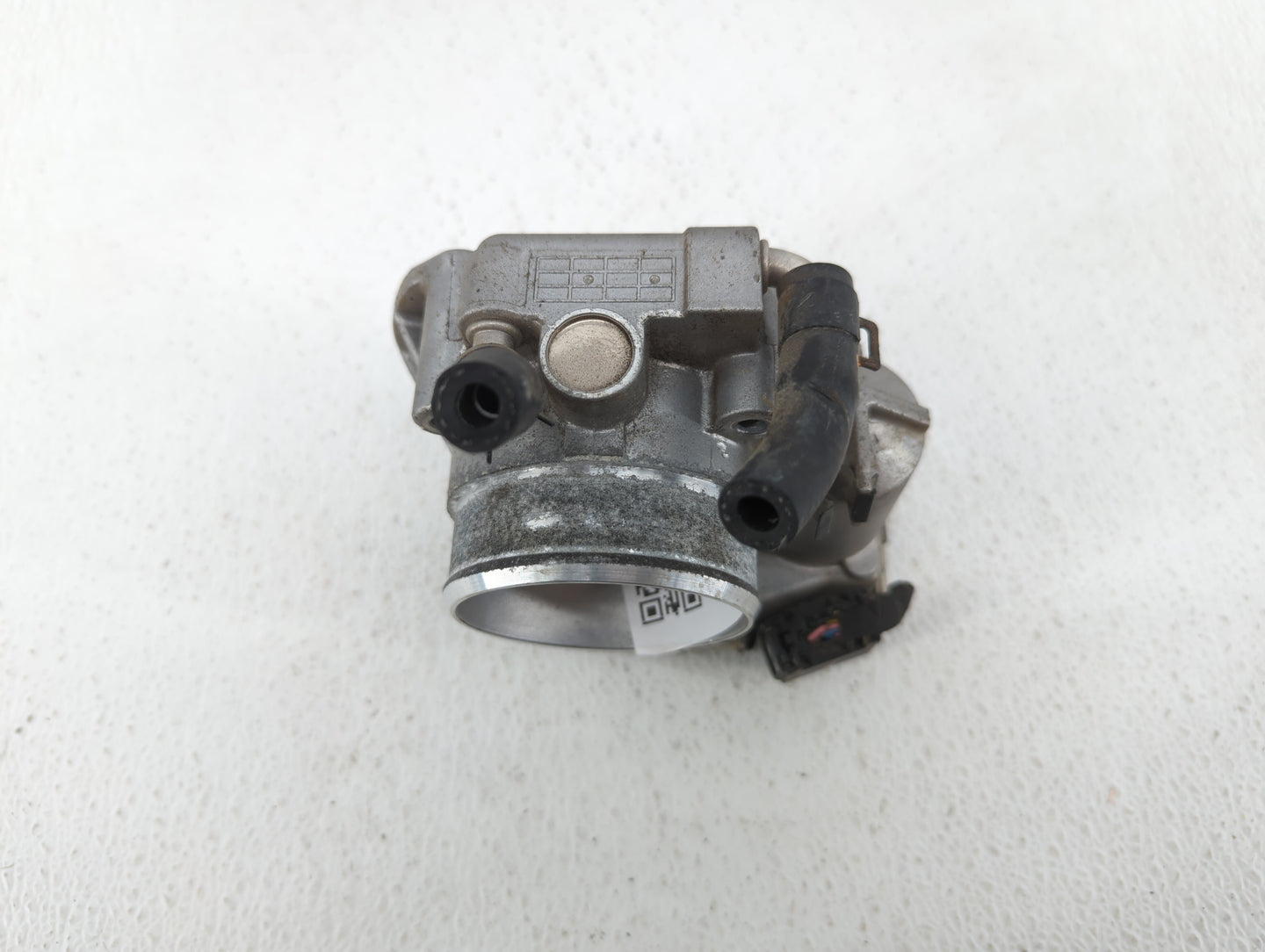 2011-2013 Kia Sportage Throttle Body P/N:35100-25400 Fits Fits 2006 2007 2008 2009 2010 2011 2012 2013 OEM Used Auto Parts -