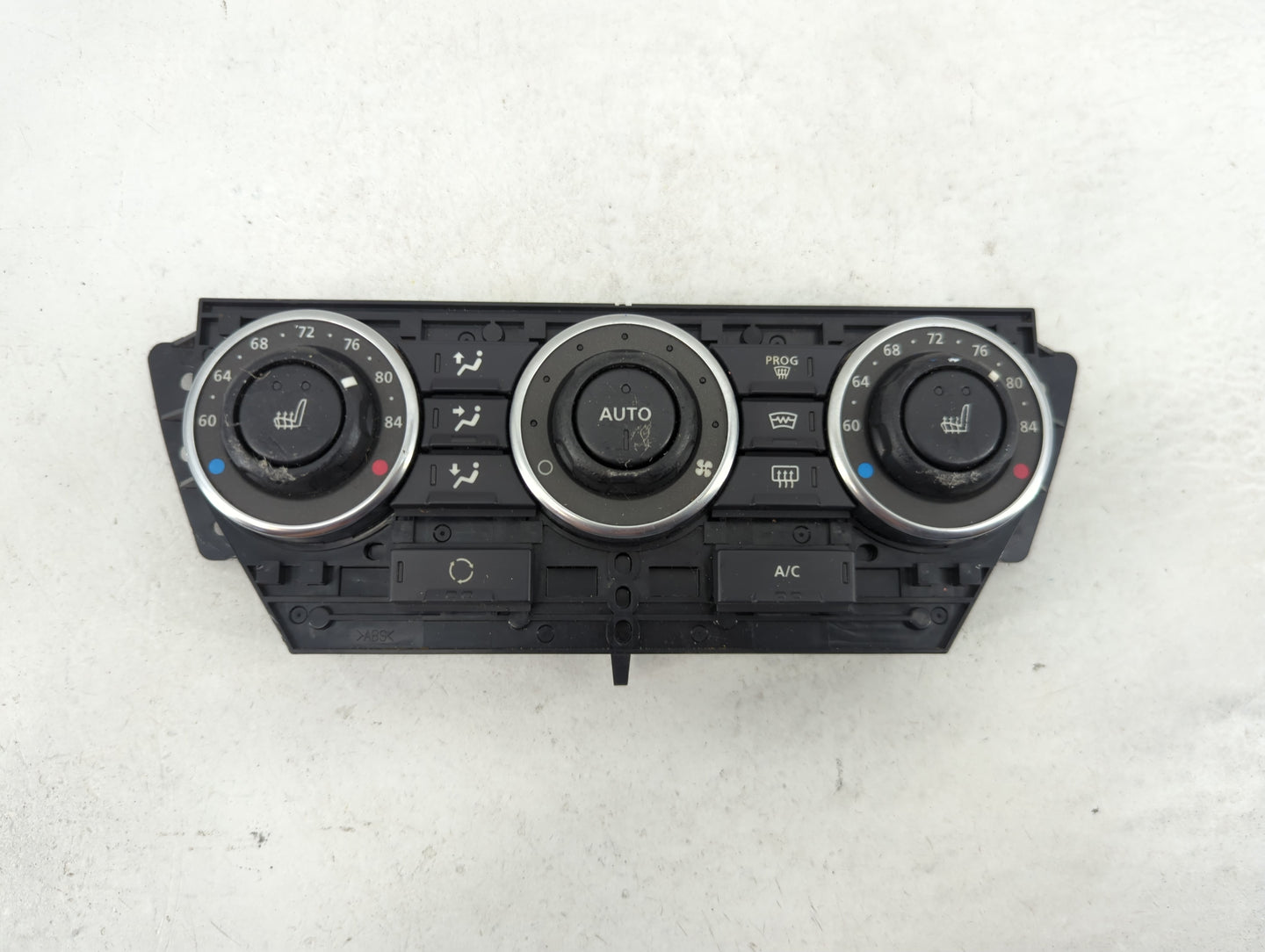 2010-2012 Land Rover Lr2 Climate Control Module Temperature AC/Heater Replacement Fits Fits 2010 2011 2012 OEM Used Auto Par