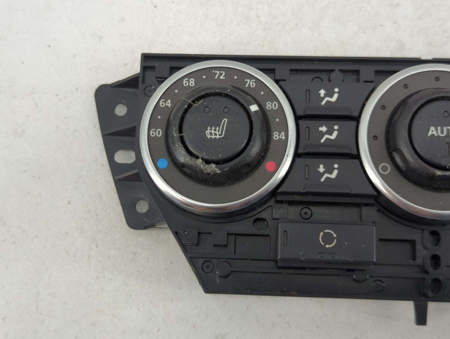 2010-2012 Land Rover Lr2 Climate Control Module Temperature AC/Heater Replacement Fits Fits 2010 2011 2012 OEM Used Auto Par