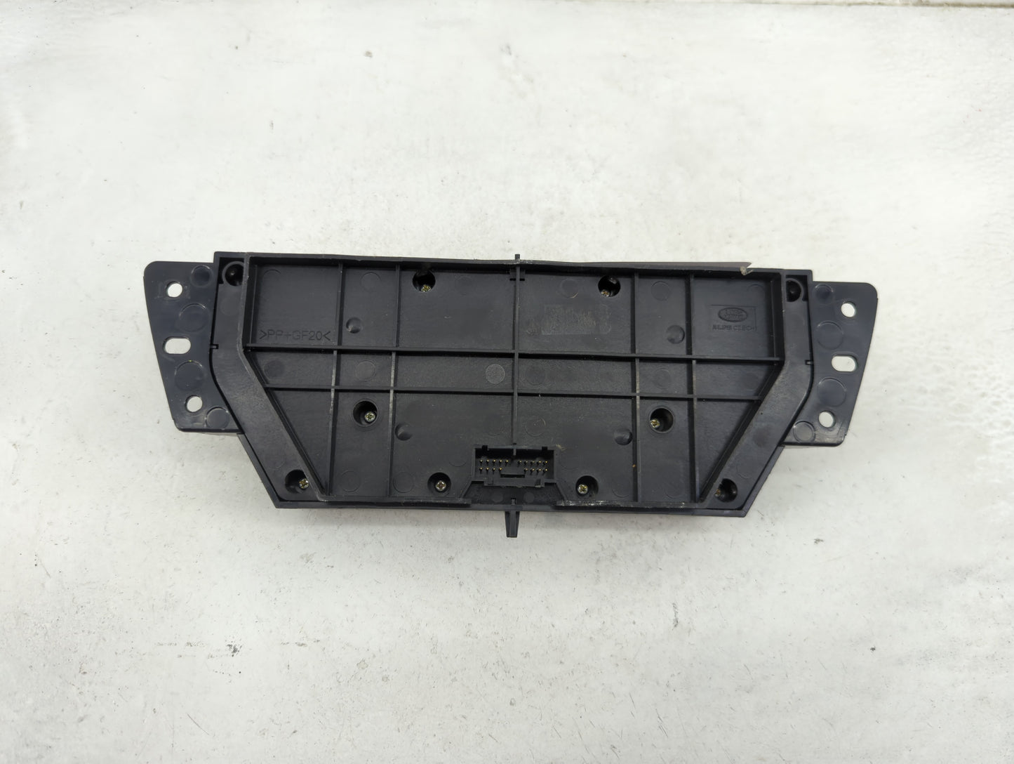 2010-2012 Land Rover Lr2 Climate Control Module Temperature AC/Heater Replacement Fits Fits 2010 2011 2012 OEM Used Auto Par