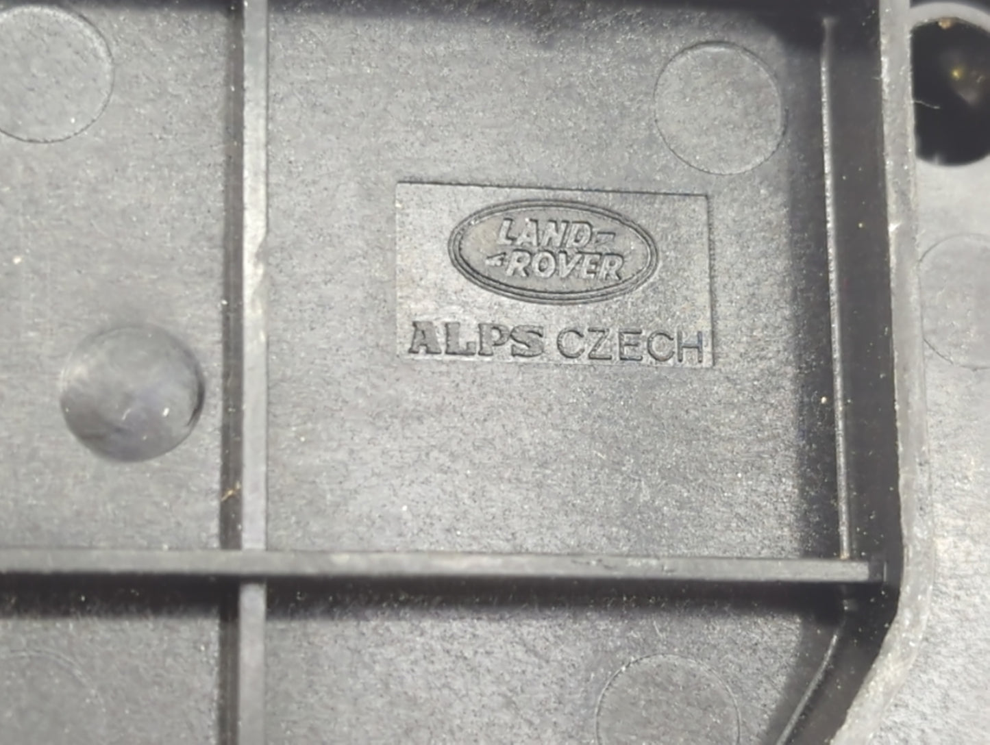 2010-2012 Land Rover Lr2 Climate Control Module Temperature AC/Heater Replacement Fits Fits 2010 2011 2012 OEM Used Auto Par